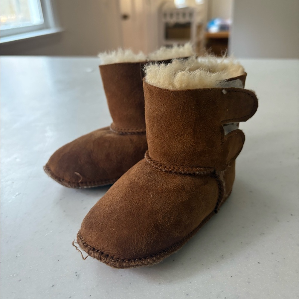 Baby UGGs 6-12mo large